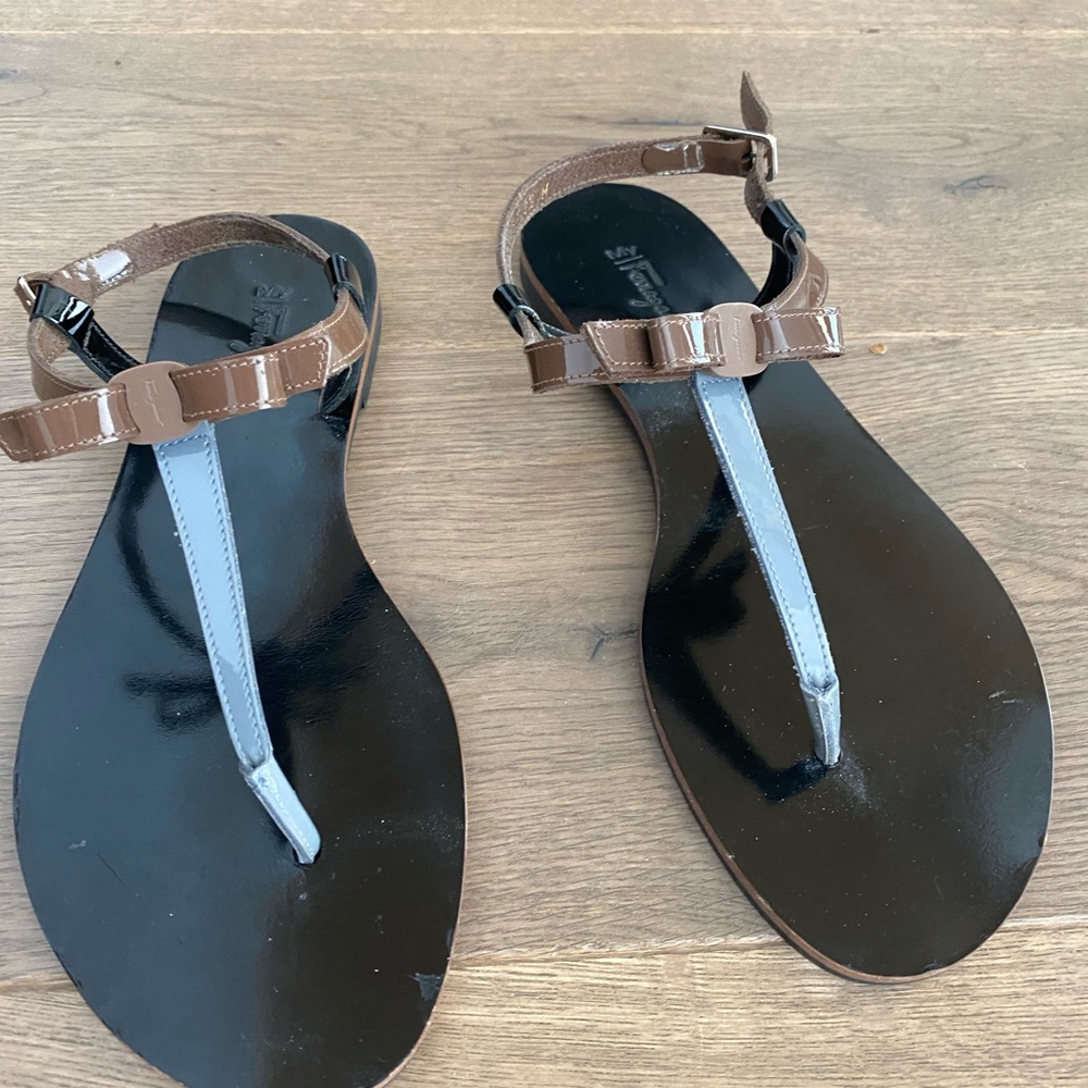 Ferragamo sandals - Picture 2 of 9